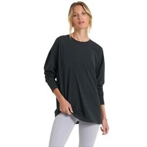 NWOT Vuori Women Large Long-Sleeve Feather Tee Oversized Cotton T-Shirt Black